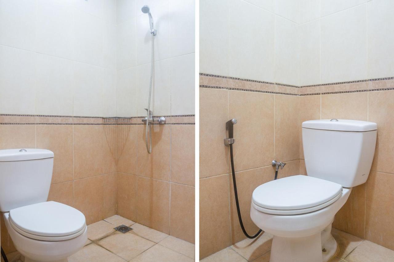 Oyo 3894 Karunia Muslim Syariah Hotel Jakarta Ngoại thất bức ảnh