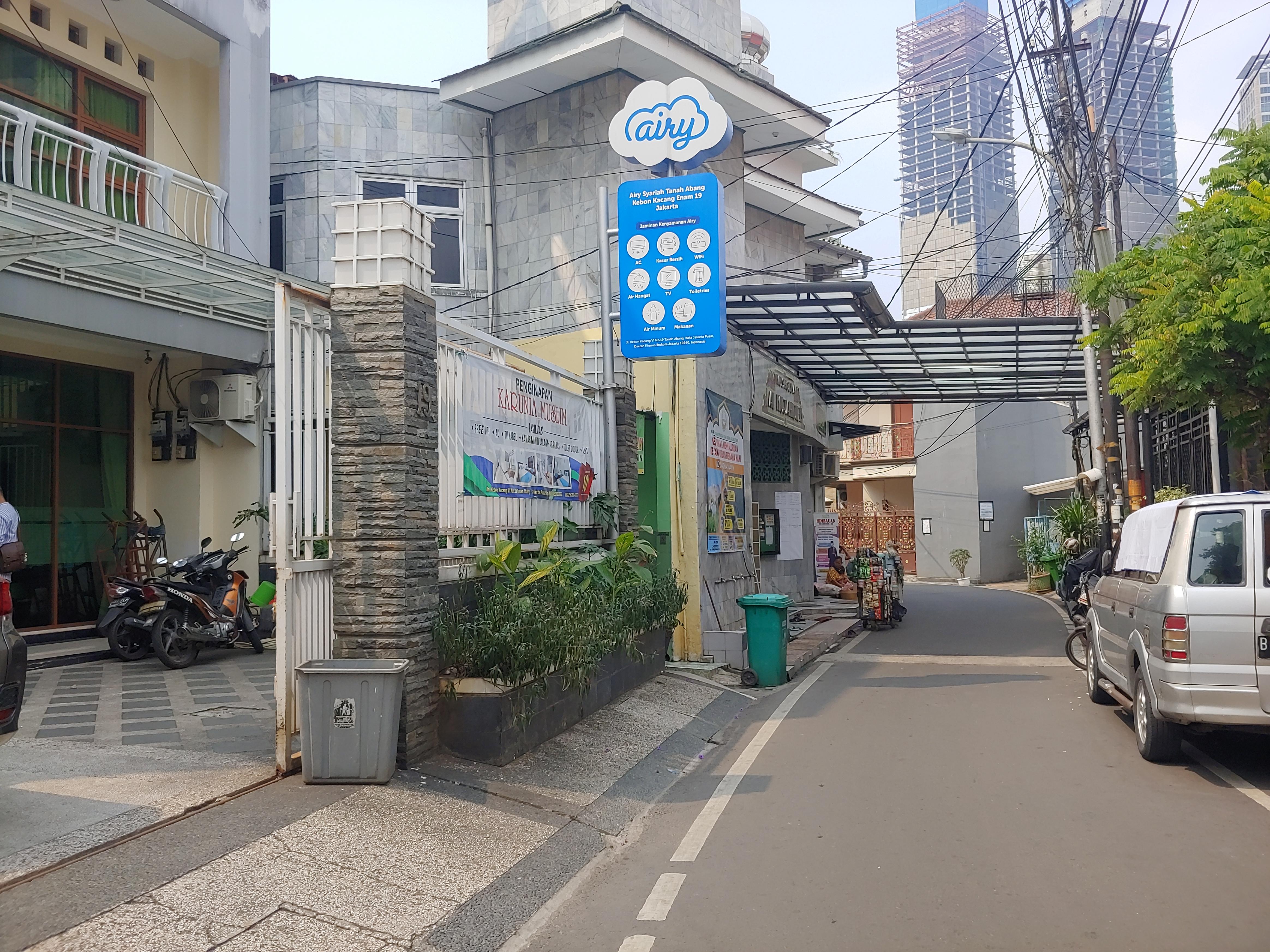Oyo 3894 Karunia Muslim Syariah Hotel Jakarta Ngoại thất bức ảnh